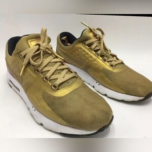 - Nike Air Max Zero QS Men's Size 10 Metallic Gold Shoe
